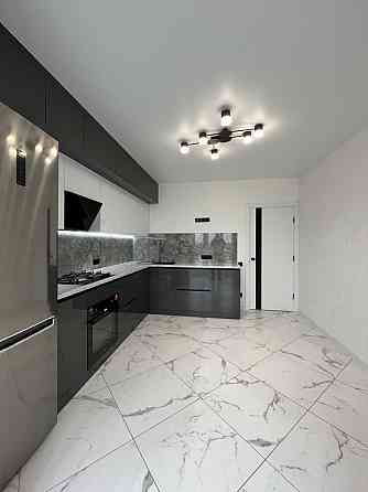 Продається 2 кім. з ремонтом в містечку закритого типу Івано-Франківськ