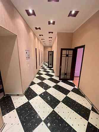 Фонтан. 3 комнатная квартира. Общая 130 метров. Комнаты раздельные. Одесса