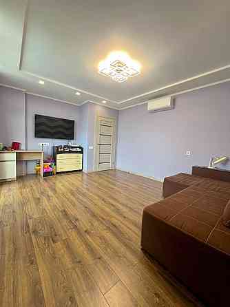 Дворівнева 3 кім квартира 76м² + 2 балкони + кладова | Величковського Львов