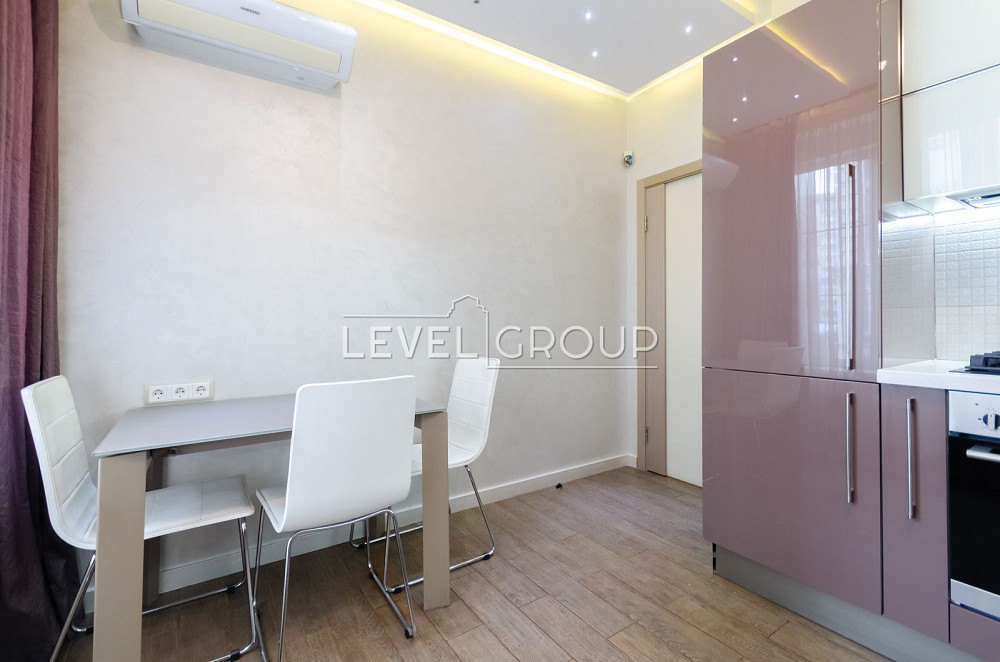 Продаж 2 к кв. ЖК Британський квартал, якісний ремонт, м.Іподром Київ - зображення 4