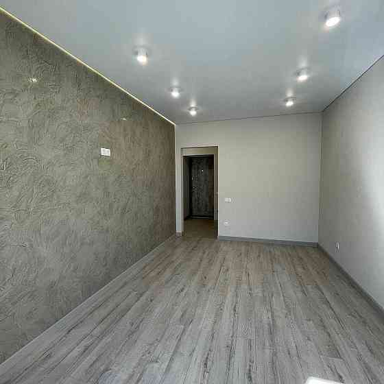 Квартира з ремонтом в зданому будинку закритого типу з Гардеробом Івано-Франківськ