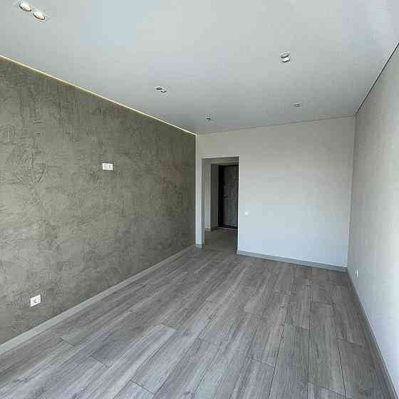 Квартира з ремонтом в зданому будинку закритого типу з Гардеробом Івано-Франківськ