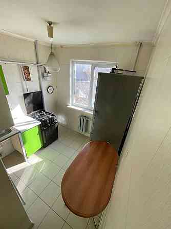 Фонтан. Продам 2 комнатную квартиру. Обшая 47 метров. Средний этаж Одесса