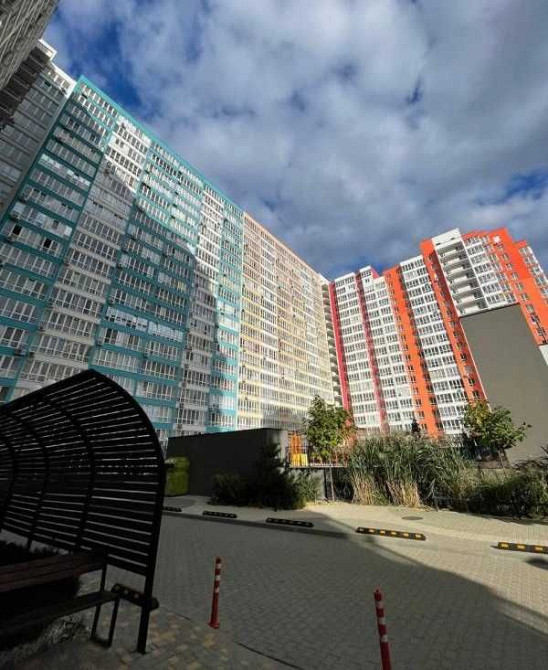 Продається 3-кімнатна квартира в ЖК "Акварель 2" 84кв.м. Лиманка - изображение 1