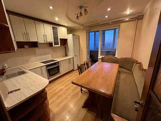 2 кімнатна,Лисківська 28 Київ