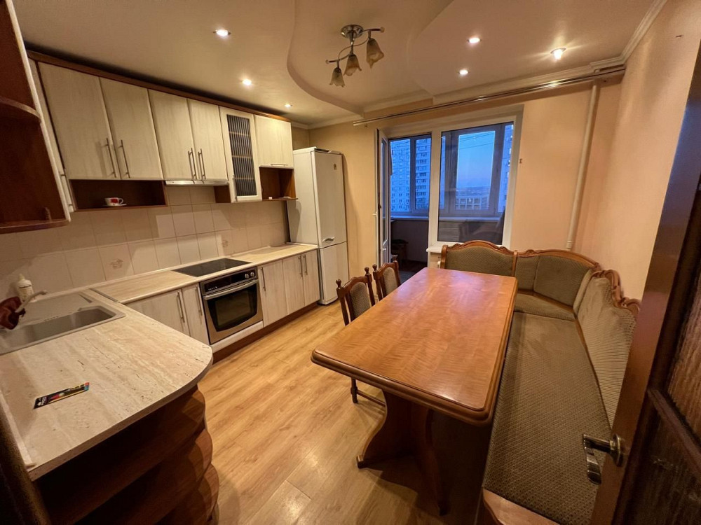 2 кімнатна,Лисківська 28 Київ - зображення 1