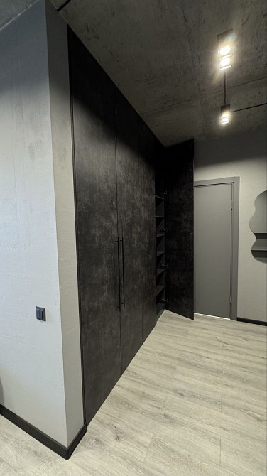 Дизайнерська квартира ЖК Варшавський (Олександра Олеся 2В) Київ - зображення 2