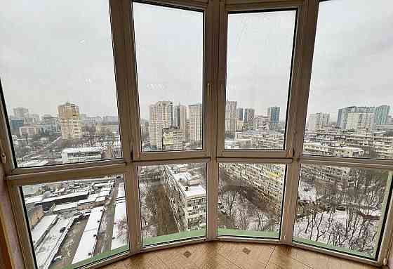 ВІЛЬНА! ПРОСТОРА квартири ЖК Смарагдовий Генерала Шаповала 2 Київ