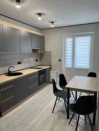 Оренда чудової квартири у ближньому центрі по вул Мечникова Львов