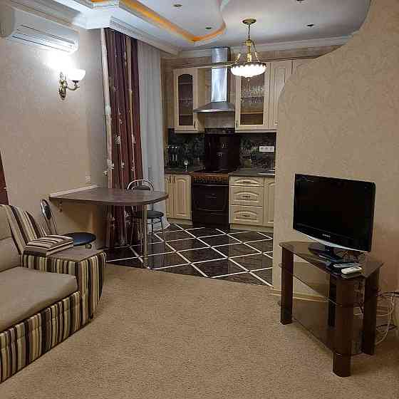 Довгострокова оренда 2к квартири на вул. Загорівська, 36 Київ