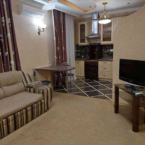 Довгострокова оренда 2к квартири на вул. Загорівська, 36 Київ