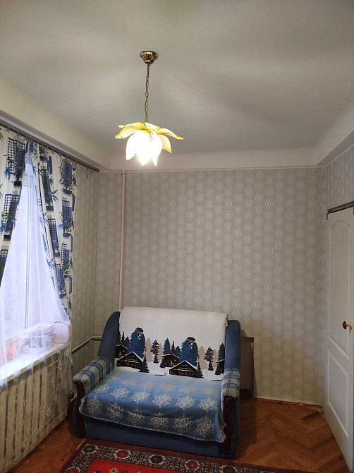 Охайна 2-х кімнатна квартира біля Дарницької площі Київ - зображення 1