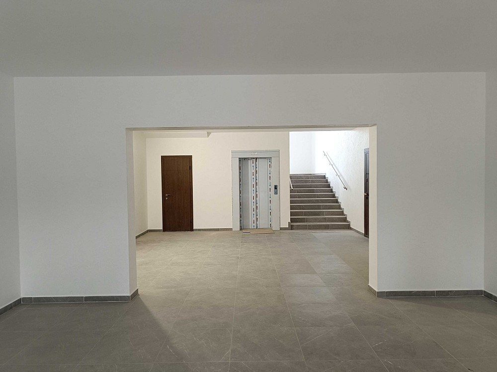 Продається світла простора 1-кімн. квартира 64 кв.м в новобудові центр Умань - зображення 6