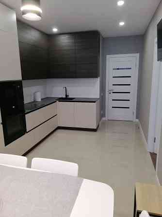 Продаж 2к квартири 63 кв. м на вул. Рональда Рейгана 40 Київ