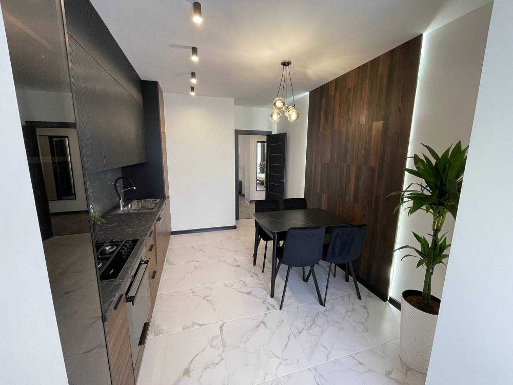 Стильна 2к квартира в Центрі з ремонтом та технікою, р-н гот.Надії Івано-Франківськ - зображення 1