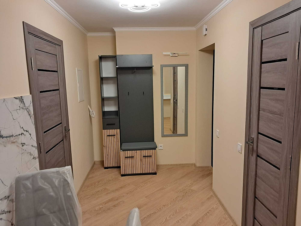 1-кім. від власника проспект, перша здача Чернівці - зображення 3