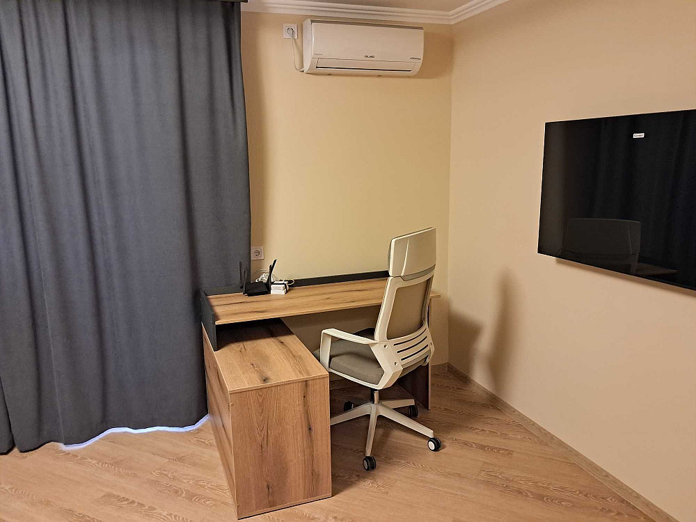 1-кім. від власника проспект, перша здача Чернівці - зображення 7