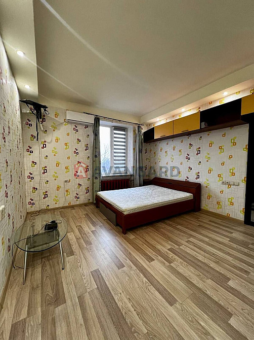 Оренда 1-к. квартири на Манаєнкова Кам`янське (Запорізька обл.) - зображення 2