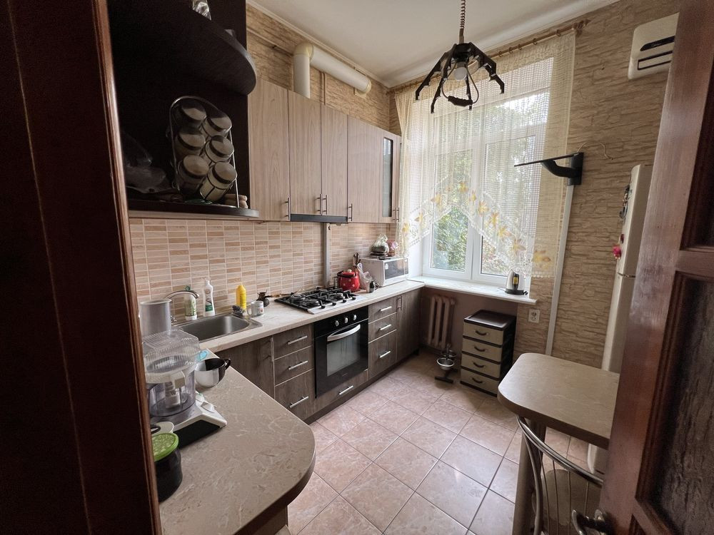 Продам трехкомнатную квартиру сталинка центр Одесса - изображение 4