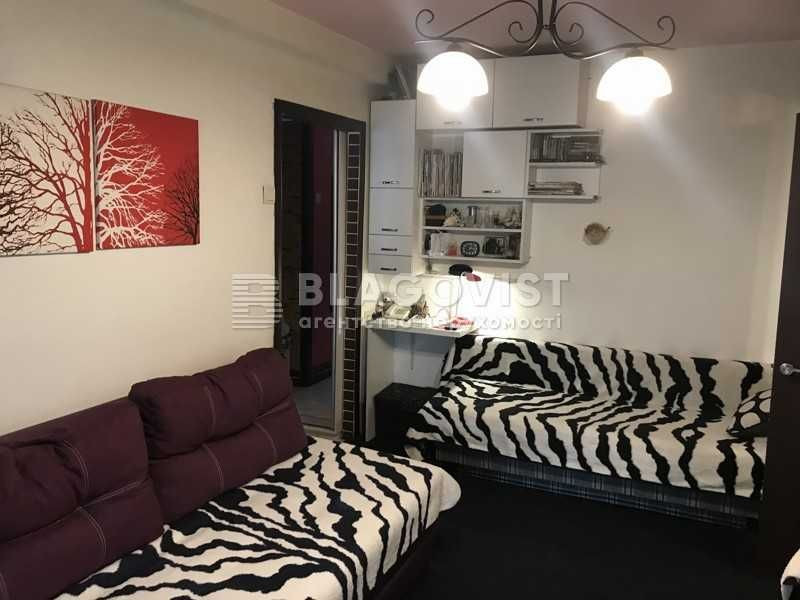 Продам 2 комнатную Кирилловская , 117 м "Почайна" 10 минут Київ - зображення 4