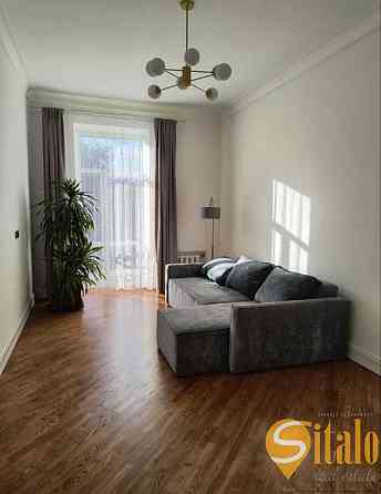 Продаж 2 кімнатної квартири, вулиця Пекарська Львов