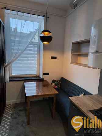 Продаж 2 кімнатної квартири, вулиця Пекарська Львов