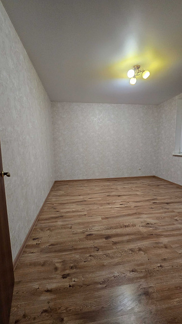 Продаю.свою 1ну кімнатну на 7 Сьомому Небі, поруч  Артвіль 7 км Авангард - зображення 2