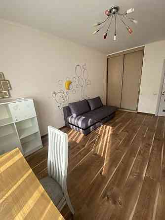 3к квартира Паркові Озера м.Дарниця пішки Воскресенська 12в паркомісце Київ