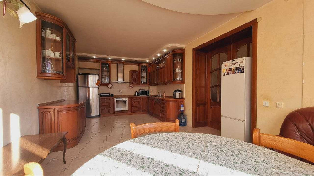 Метро Мінська 2 хвилини пішки 4-х кімнатна квартира, М.Тимошенко 29 Київ - зображення 6