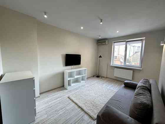 Оренда 2 км | ЦЕНТР | вул.Коновальця 7В Ивано-Франковск