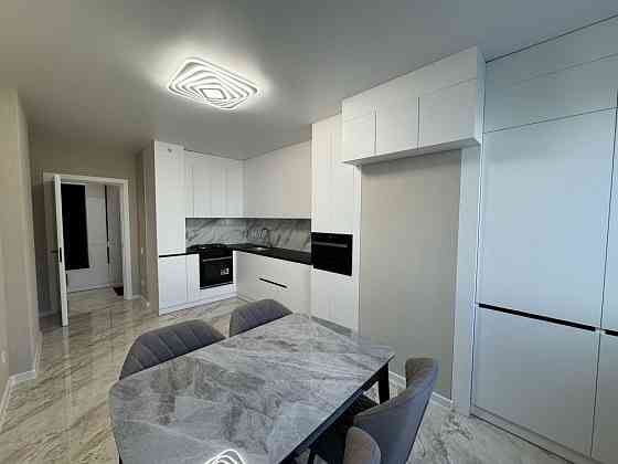 Оренда 2-кім. квартири новобудова перше заселення Львов