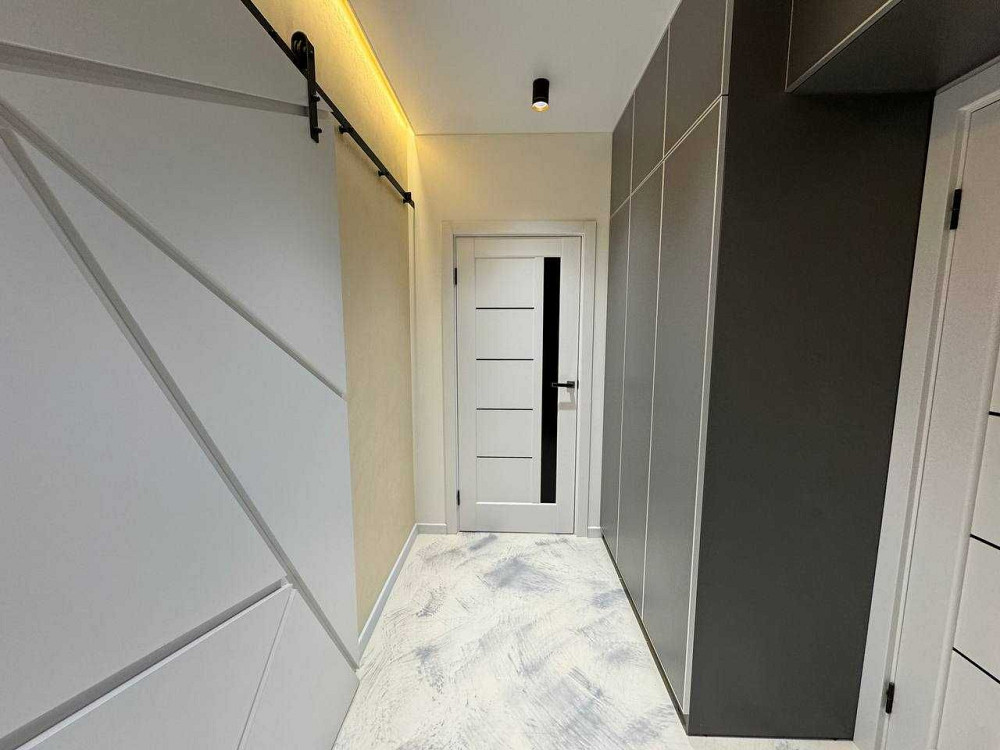 Оренда чудової однокімнатної квартири!! Ву. Н.Сотні!!! Рівне - зображення 7