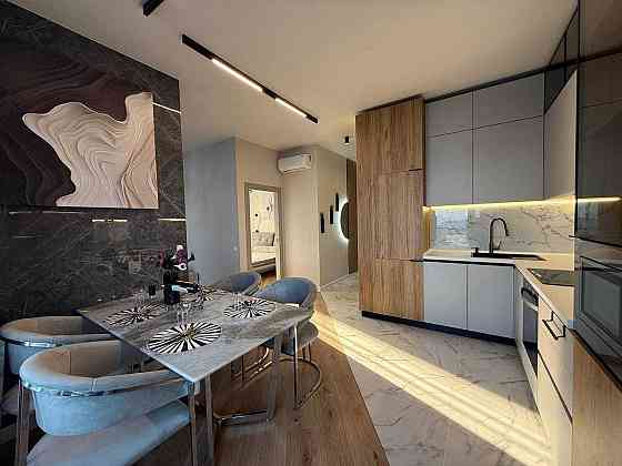 Стильная, укомплектованная квартира 76 м. Вид на море! Одесса