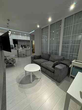 ЖК "19 Жемчужина", 53 метра, с ремонтом и мебелью. Одесса