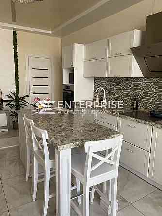 Продаж 2к квартири з ремонтом біля метро Лівобережна Київ