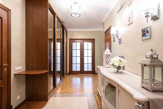 Дніпровський район, Русанівка, Шамо 12,  3-кімнатна Київ