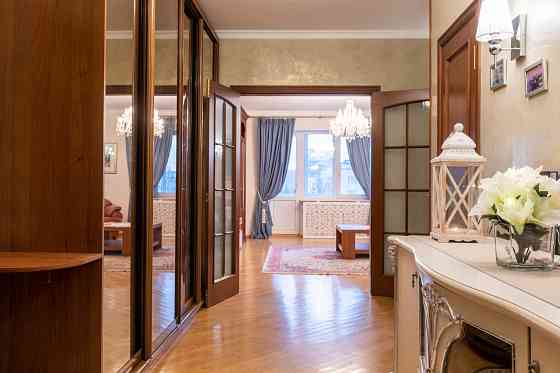 Дніпровський район, Русанівка, Шамо 12,  3-кімнатна Київ