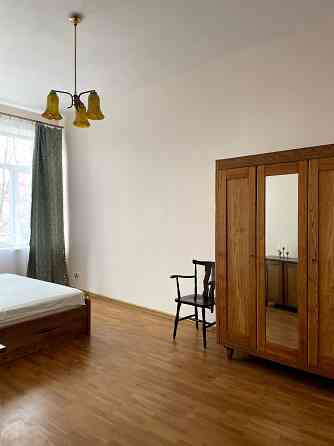 світла квартира близько парку Шевченківський гай. Львов