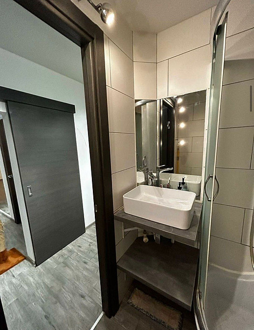 Продаж 2 к. квартири з новим ремонтом і мінімальним оформлення Буча - зображення 1