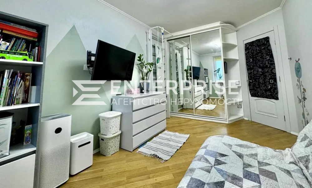 Продаж 2к. квартири з ремонтом, вул. Кавказька, Солом'янський р-н Київ - зображення 1