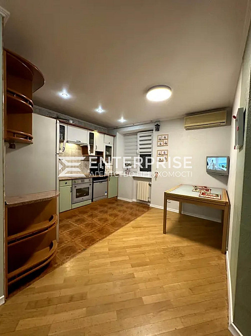 Продаж 2к. квартири з ремонтом, вул. Кавказька, Солом'янський р-н Київ - зображення 6