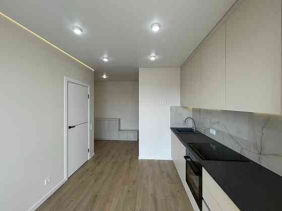 Продам затишну світлу однокімнатну квартиру D Ровно