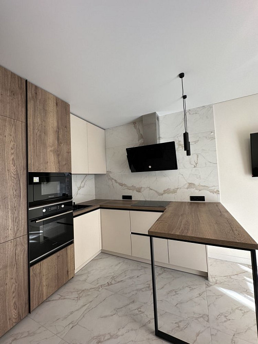 Продаж 1,5 кімнатної квартири в новобудові з дизайнерським ремонтом Ужгород - изображение 1