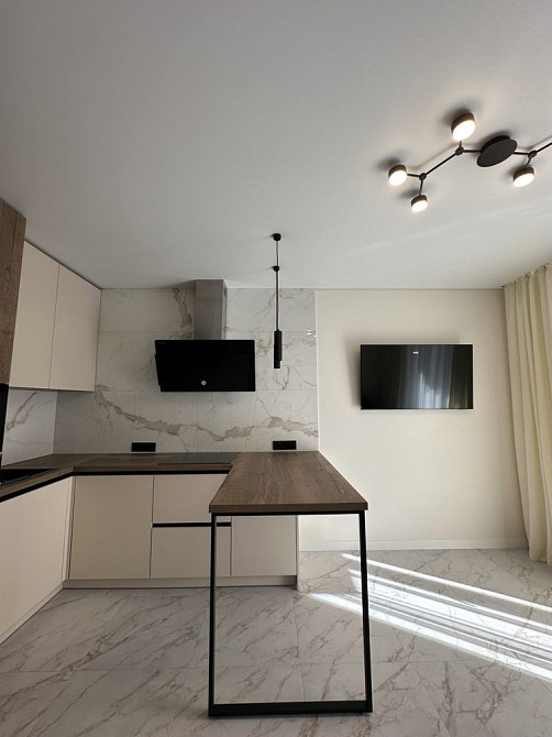 Продаж 1,5 кімнатної квартири в новобудові з дизайнерським ремонтом Ужгород - изображение 2