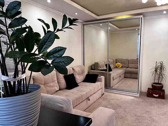 Продаж! 2 кімнатна квартира з РЕМОНТОМ, меблями, технікою Івано-Франківськ