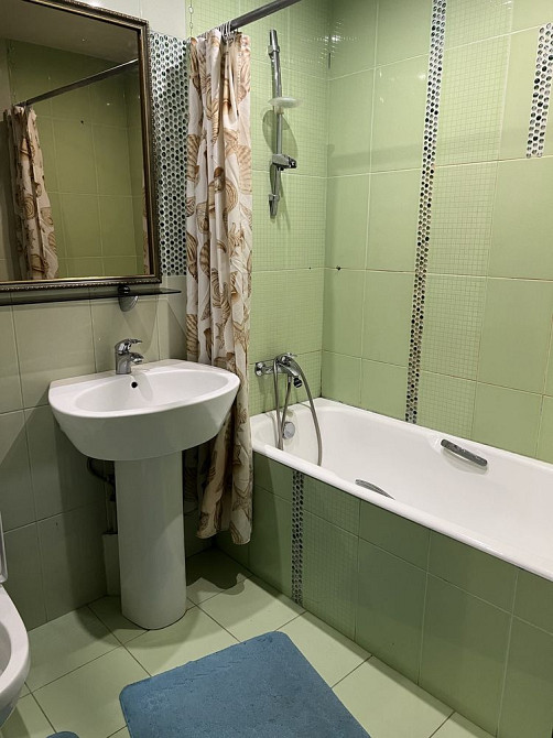 Продам квартиру 46кв м з авторським ремонтом 12 квартал  - зображення 4