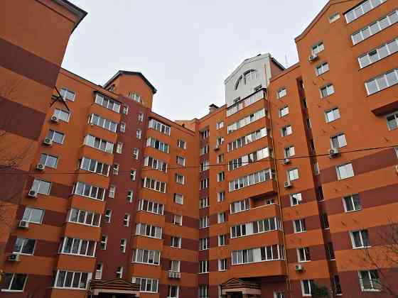 Велика 2-ох кімнатна квартира с видом на парк Ірпінь