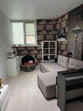 3 кімн Центр Ямська 35, метро Палац Украіна -11 хв Київ