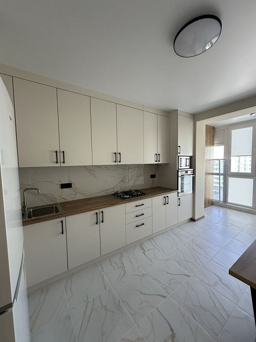 Здається 1 к квартира, новий ремонт, меблі, перша оренда Каменец-Подольский - изображение 1