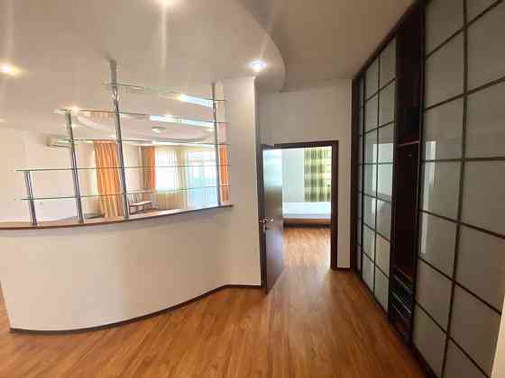 БЕЗ % Печерськ| 3к з Паркомісцем| вул.Коновальця 36-Б(Щорса) Київ